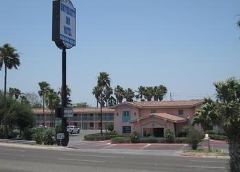 University Inn & Suites Brownsville Exterior foto